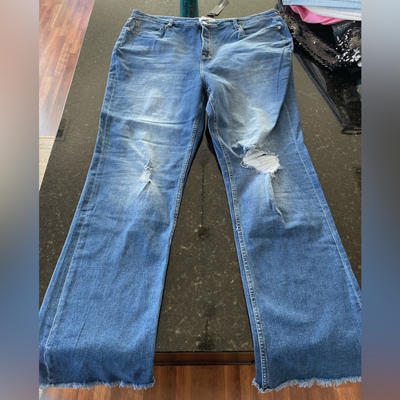 Fashion Novq stretch flare jeans with distressing - Picture 4 of 7